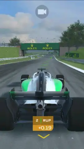 F1 Mobile Racing скриншот 3